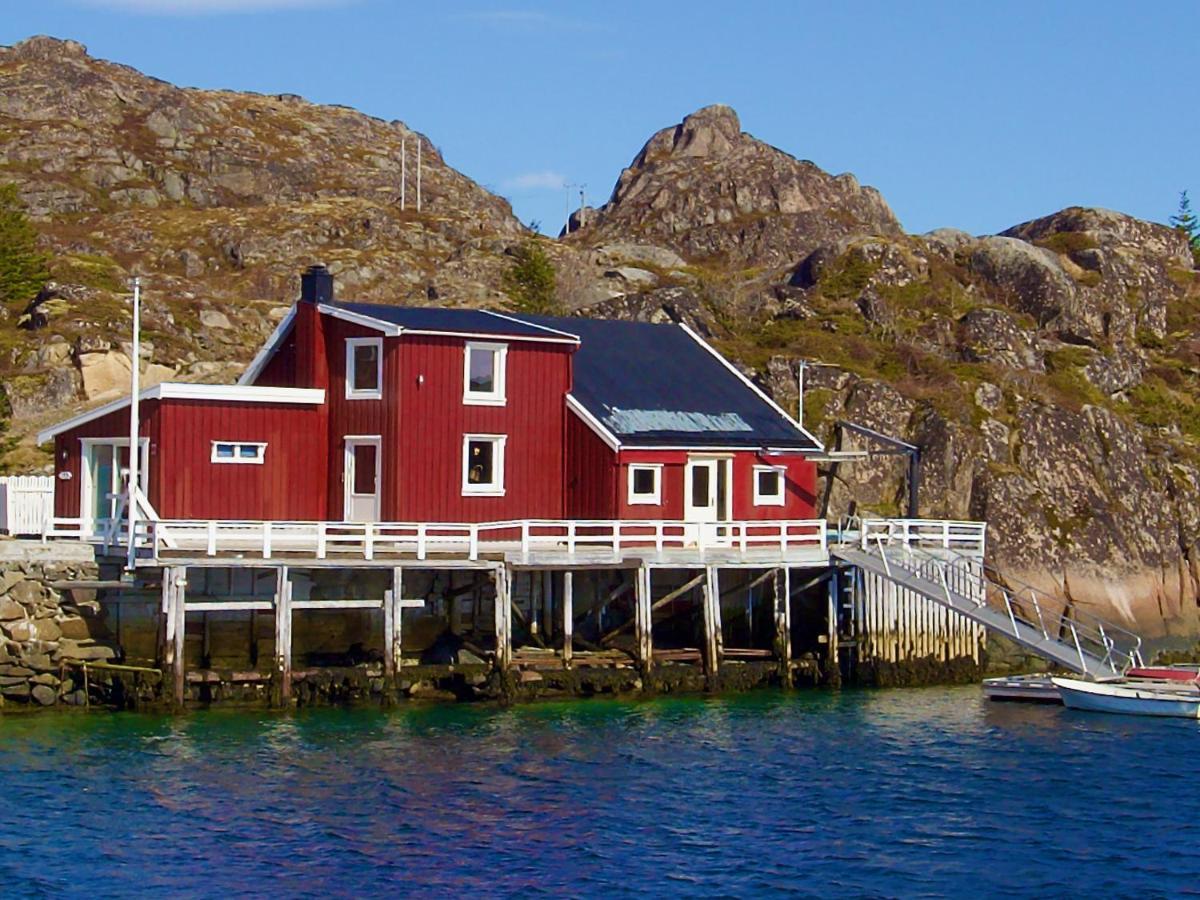 Fishermans Dock Lofoten Баллстад Экстерьер фото