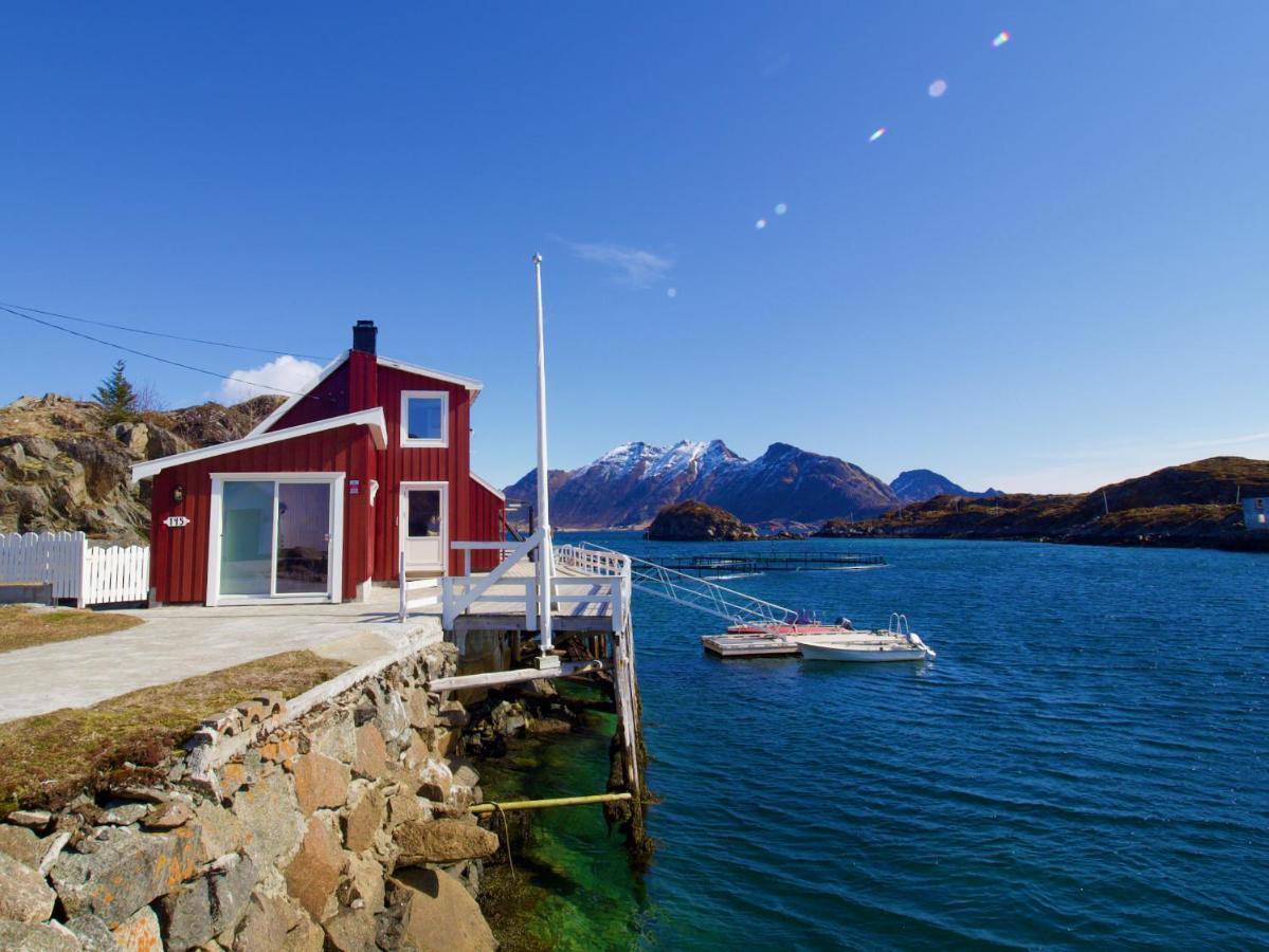 Fishermans Dock Lofoten Баллстад Экстерьер фото